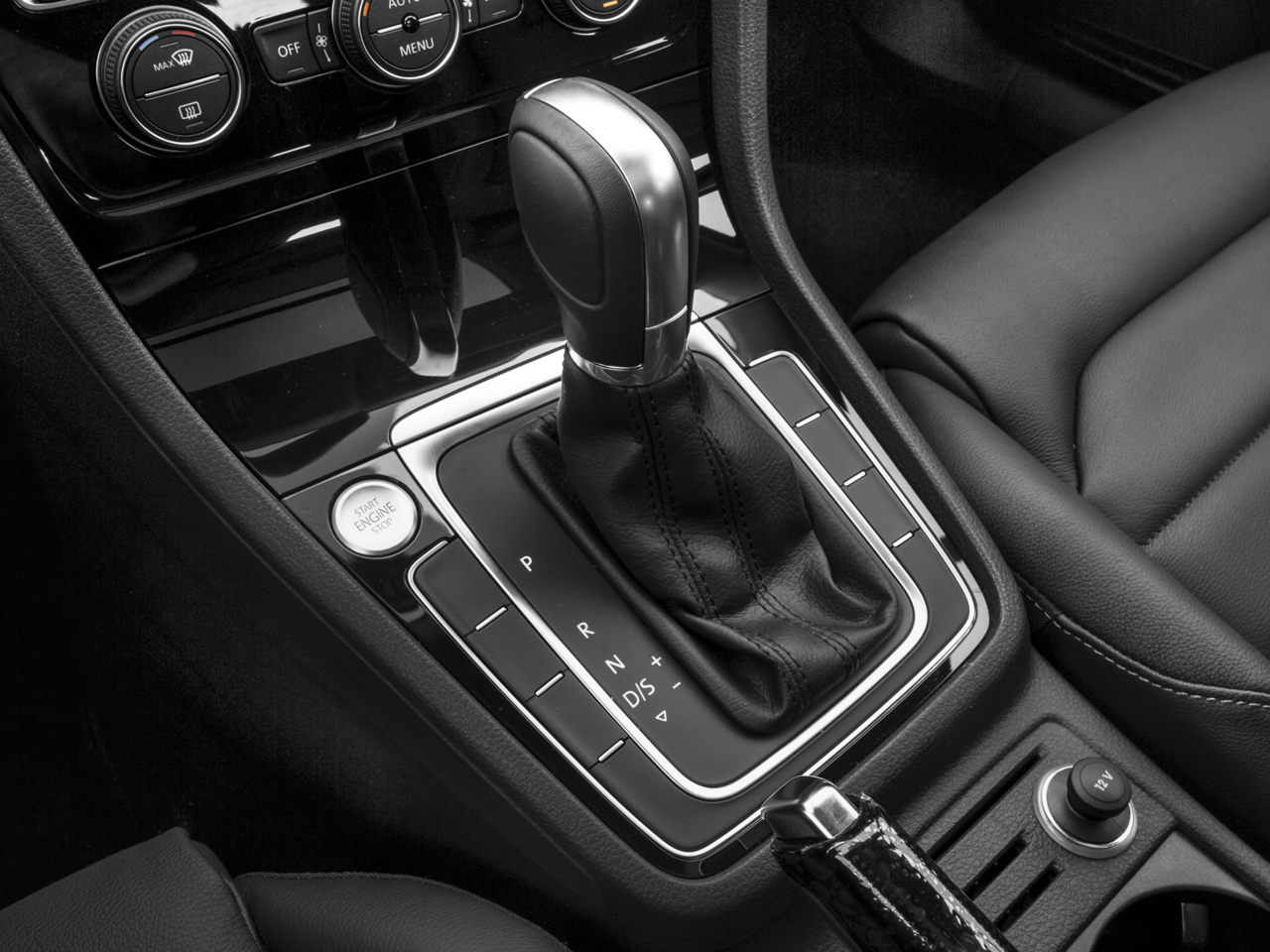 2017 Volkswagen Golf SportWagen S 4Motion