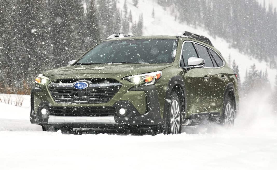 2024-Subaru-Outback-in-the-snow-1068x658