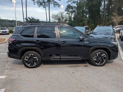 2025 Subaru FORESTER Limited Hybrid