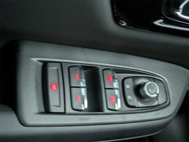 2025 Subaru FORESTER Limited Hybrid