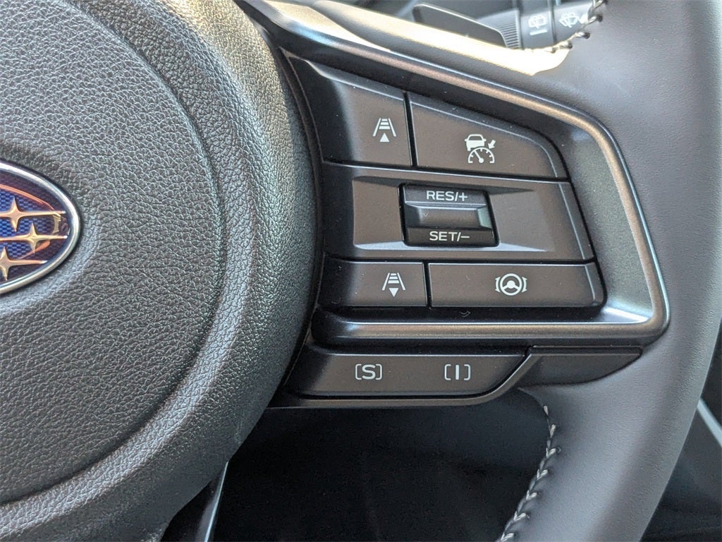 2025 Subaru FORESTER Limited Hybrid