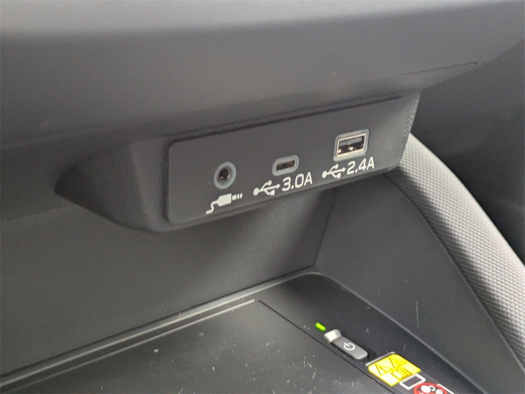 2025 Subaru FORESTER Limited Hybrid