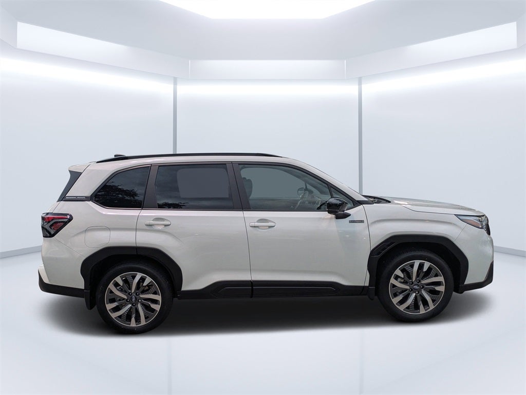 2025 Subaru FORESTER Touring Hybrid