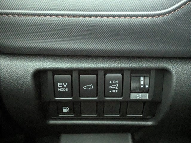 2025 Subaru FORESTER Touring Hybrid