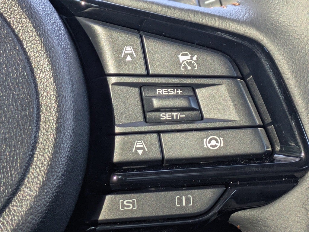 2025 Subaru FORESTER Touring Hybrid