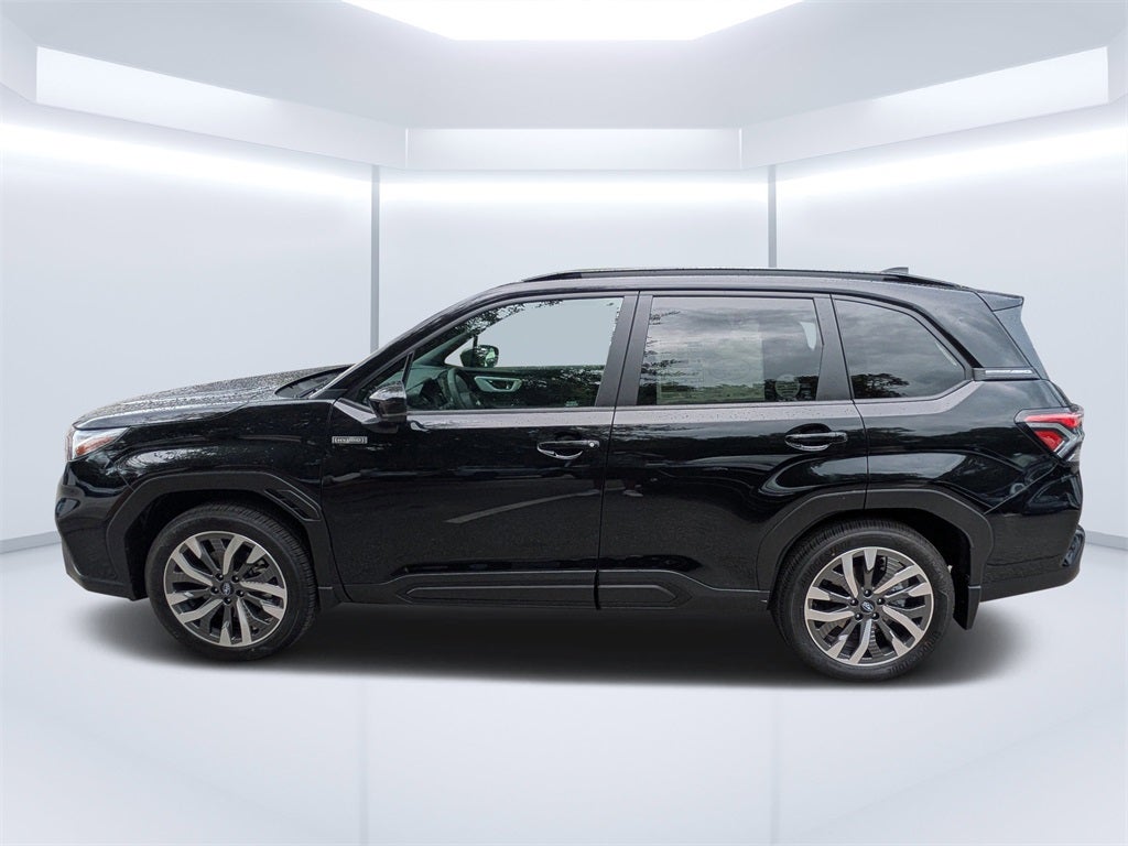 2025 Subaru FORESTER Touring Hybrid