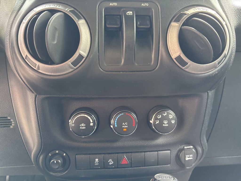 2015 Jeep Wrangler Sport