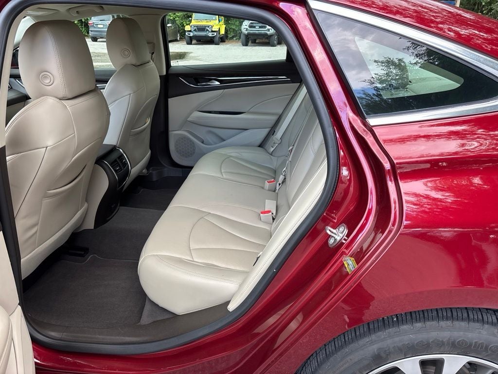 2017 Buick LaCrosse Essence