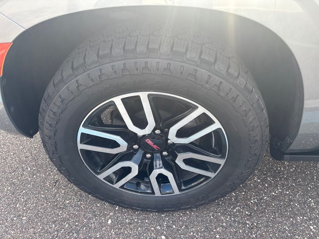 2023 GMC Yukon AT4