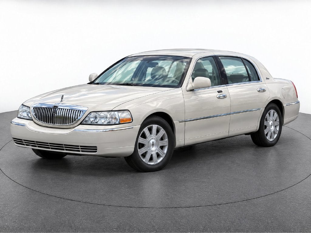 2003 Lincoln Town Car Cartier