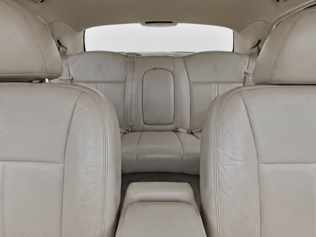 2003 Lincoln Town Car Cartier