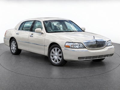 2003 Lincoln Town Car Cartier
