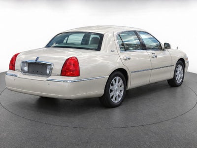 2003 Lincoln Town Car Cartier