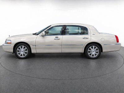 2003 Lincoln Town Car Cartier