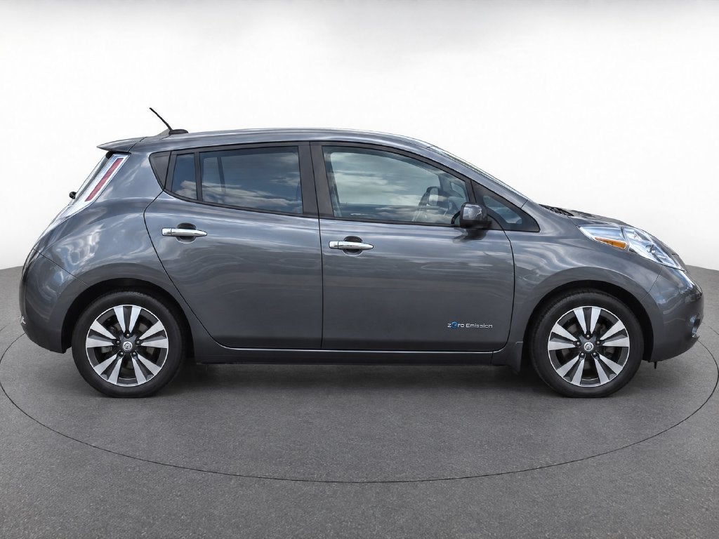2015 Nissan Leaf SV