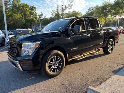 2024 Nissan Titan SV