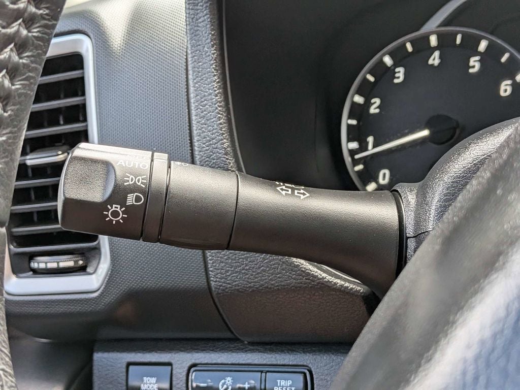 2024 Nissan Frontier SL
