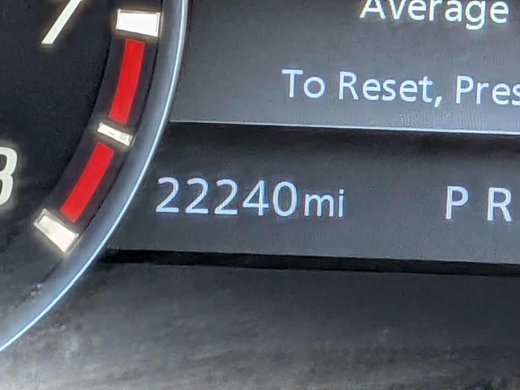 2024 Nissan Frontier SL