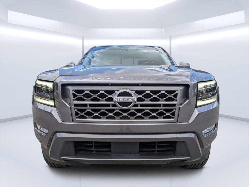 2024 Nissan Frontier SL