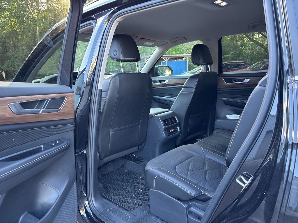 2024 Volkswagen Atlas 2.0T SE