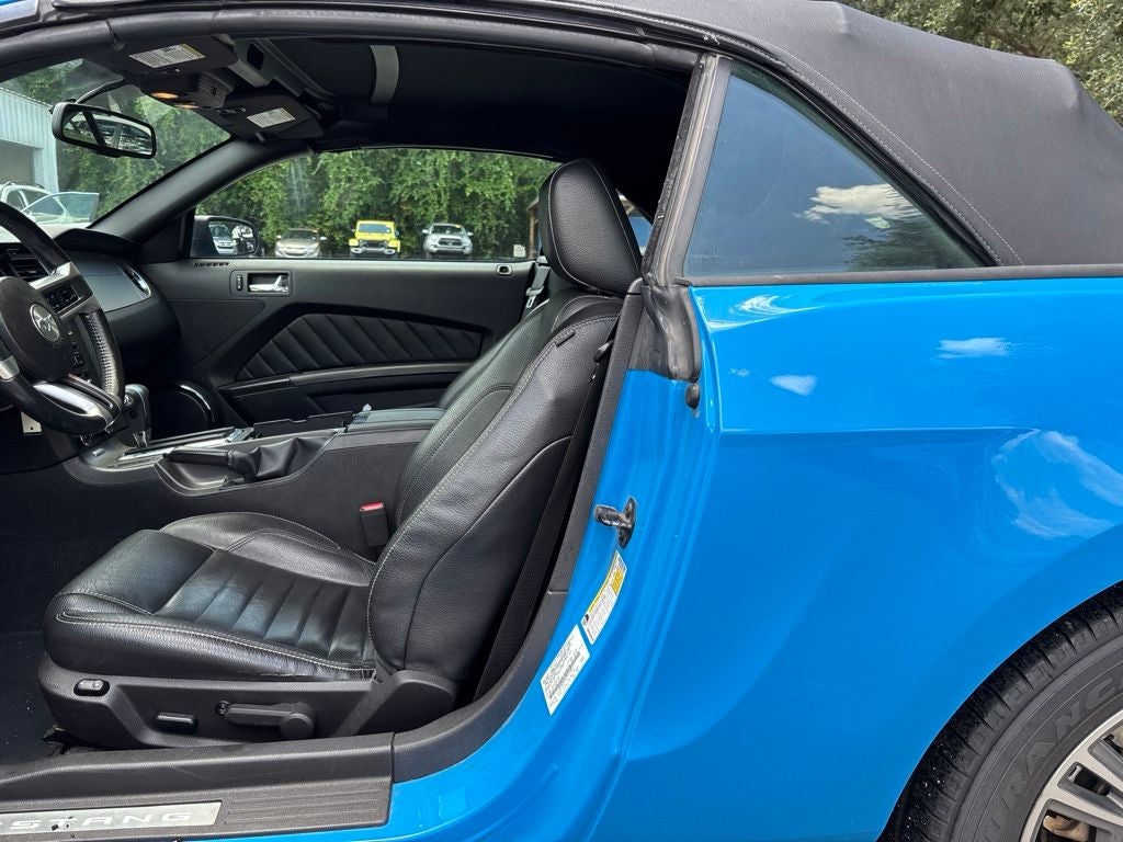 2011 Ford Mustang V6 Premium