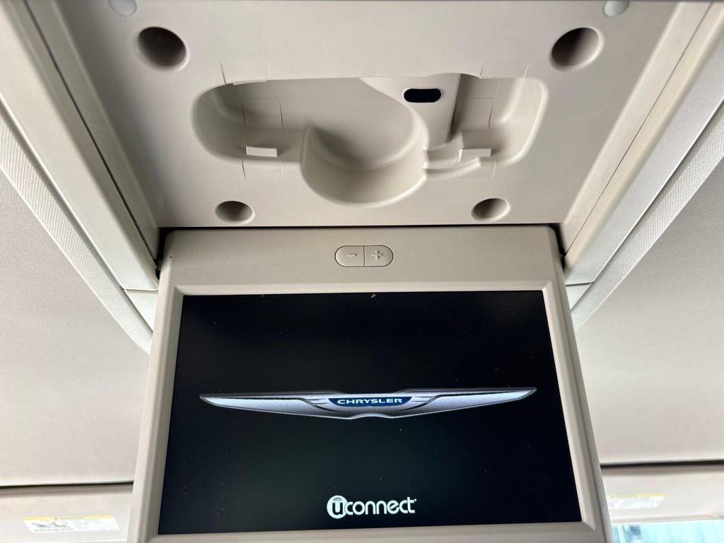 2014 Chrysler Town & Country Limited