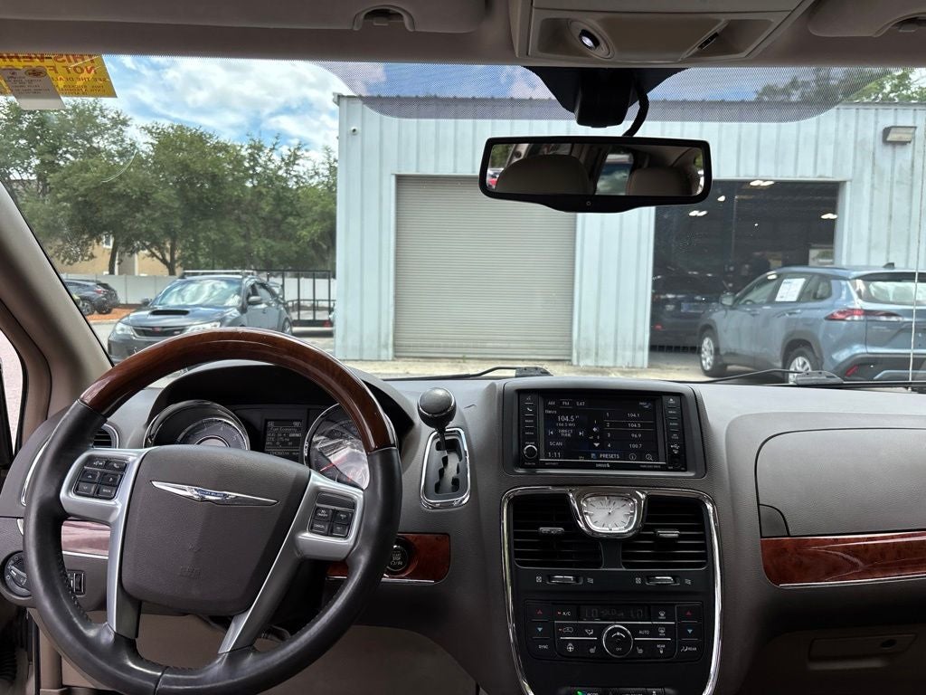 2014 Chrysler Town & Country Limited