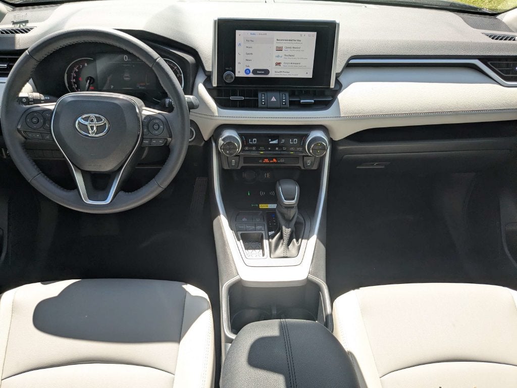 2025 Toyota RAV4 XLE Premium