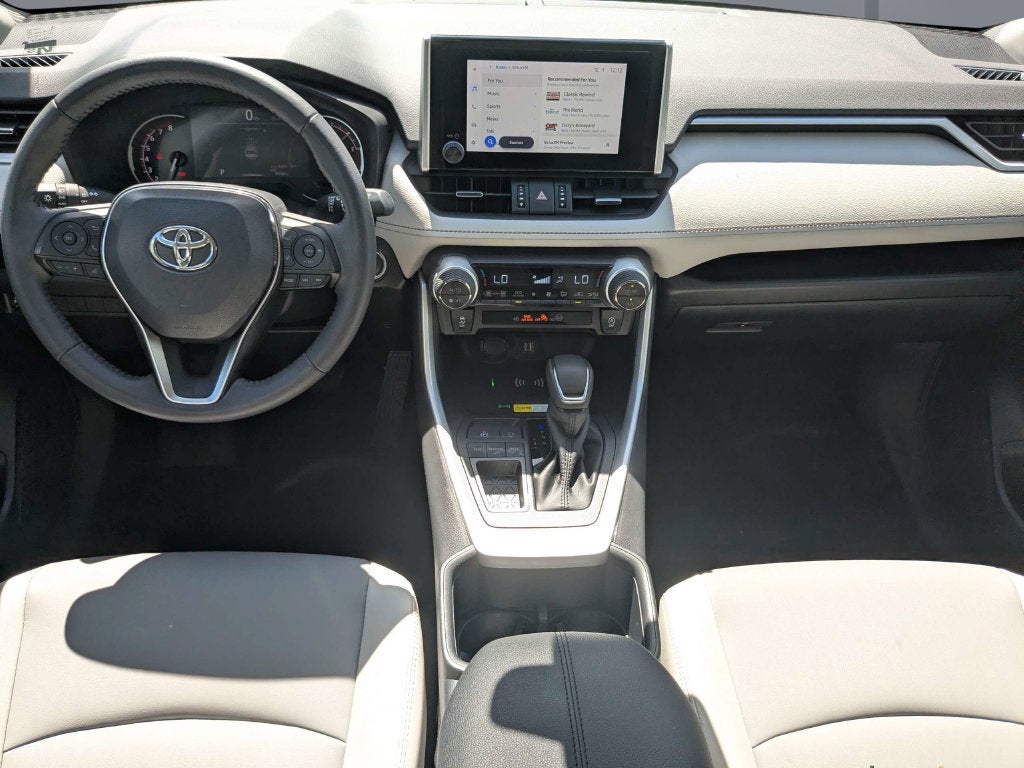 2025 Toyota RAV4 XLE Premium