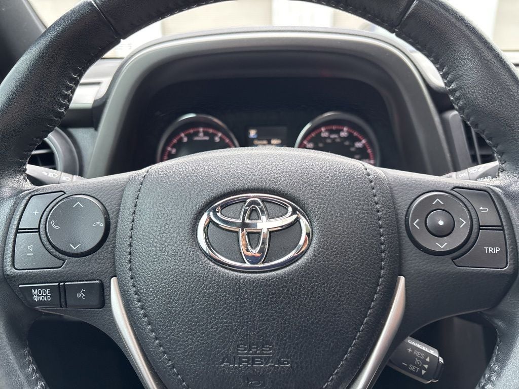 2016 Toyota RAV4 SE