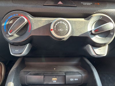 2022 Kia Rio S