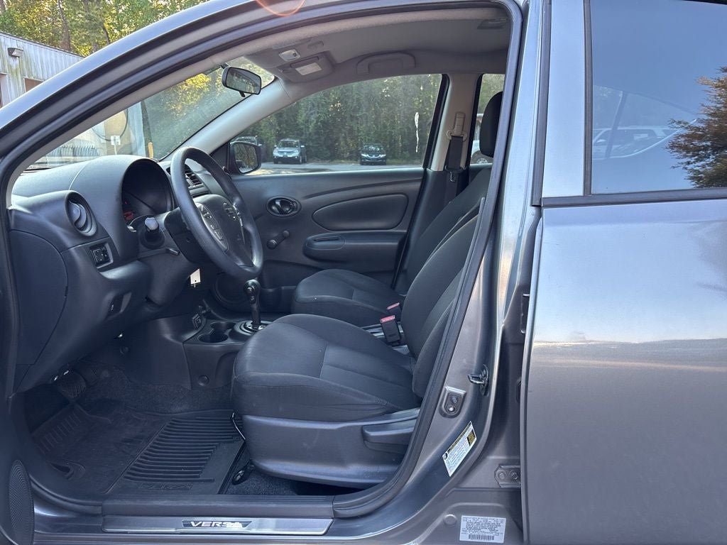 2019 Nissan Versa 1.6 S Plus