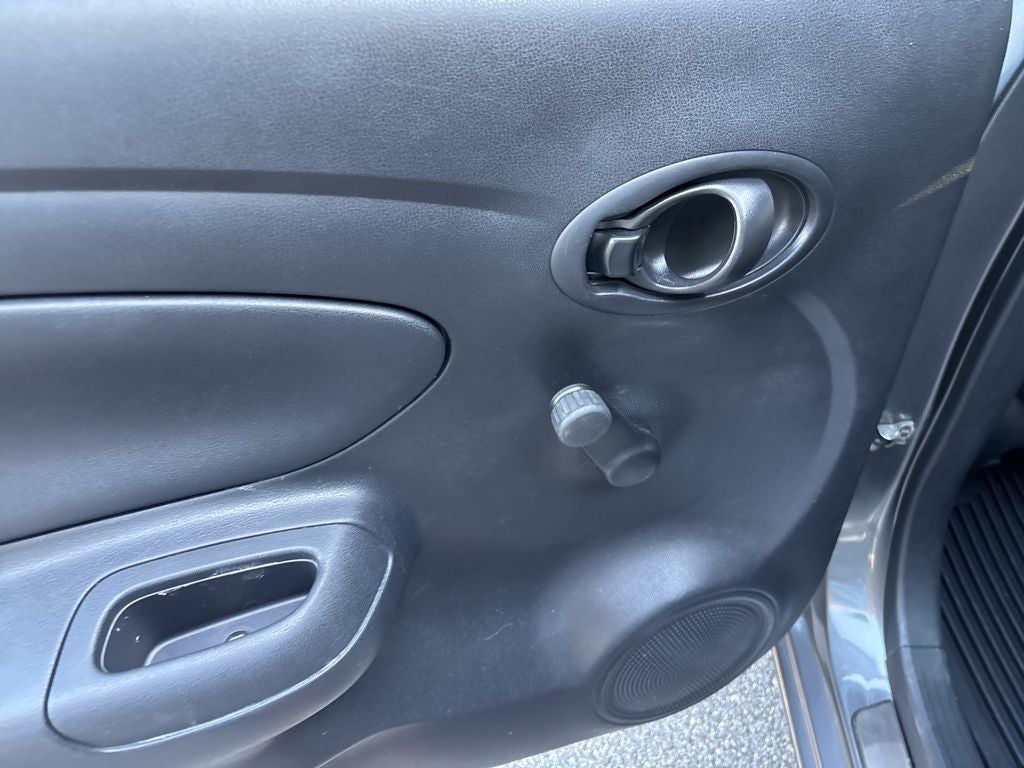 2019 Nissan Versa 1.6 S Plus