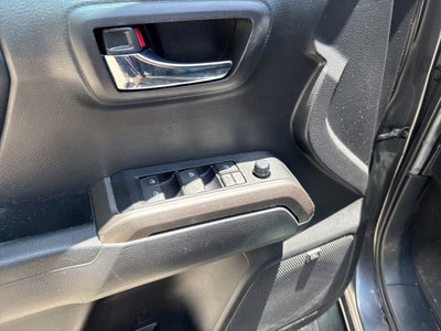 2022 Toyota Tacoma Limited V6
