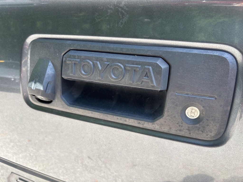 2022 Toyota Tacoma Limited V6