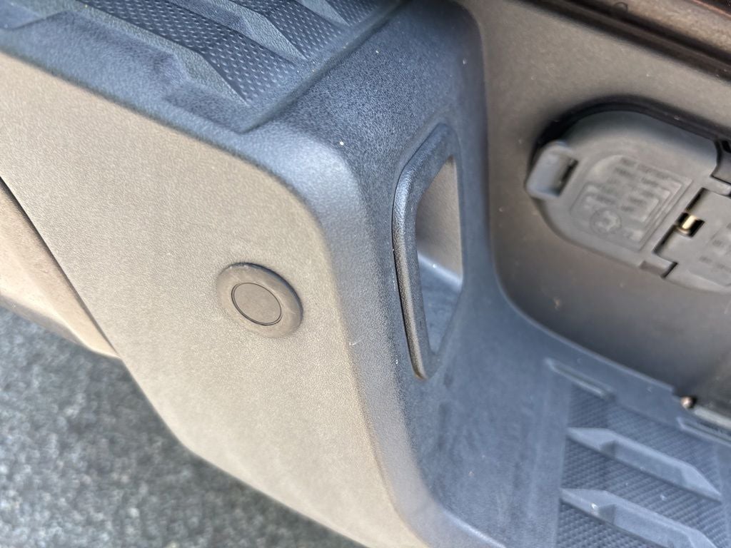 2022 Toyota Tacoma Limited V6