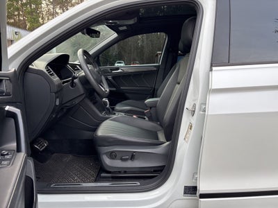 2023 Volkswagen Tiguan 2.0T SE R-Line Black