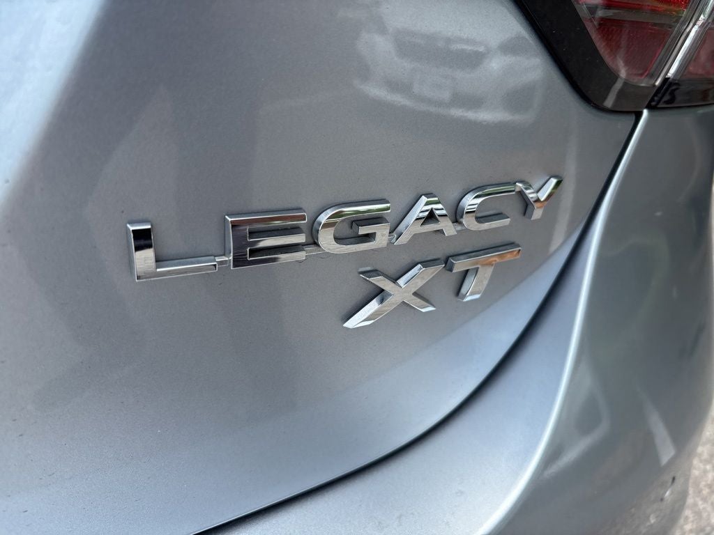 2022 Subaru Legacy Limited XT
