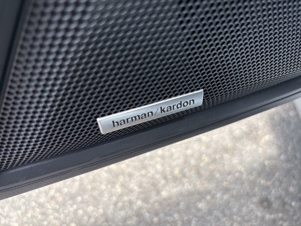 2022 Subaru Legacy Limited XT
