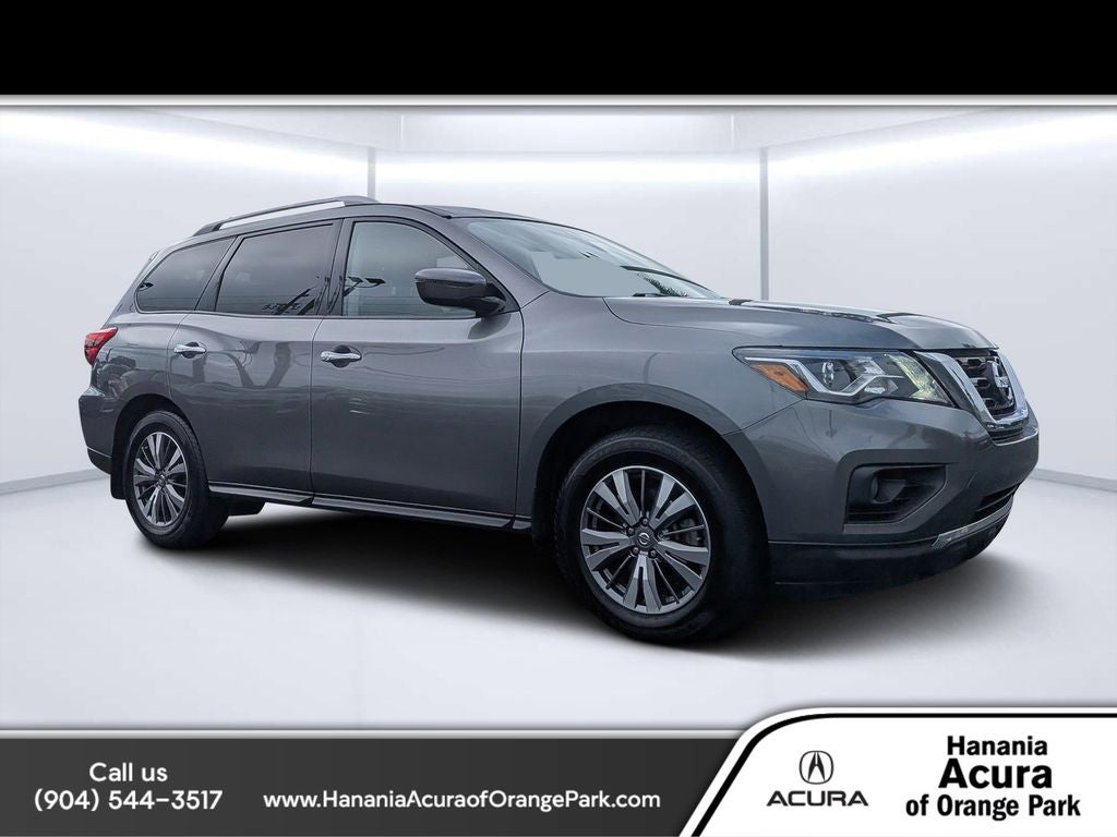 2020 Nissan Pathfinder SV