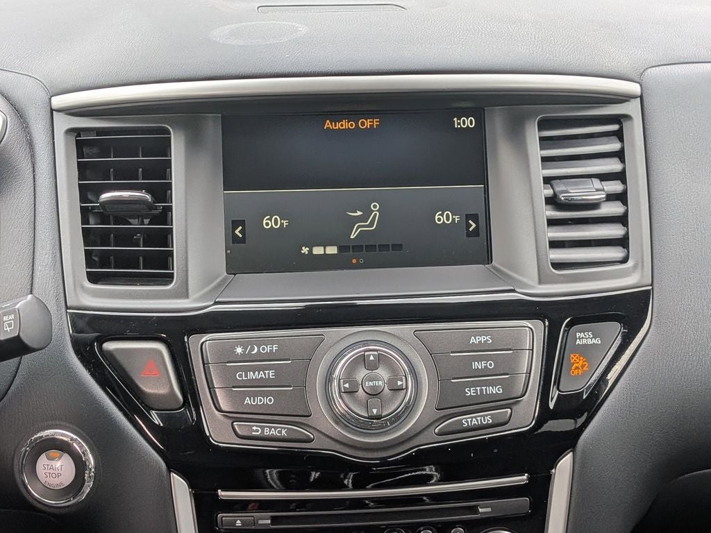 2020 Nissan Pathfinder SV