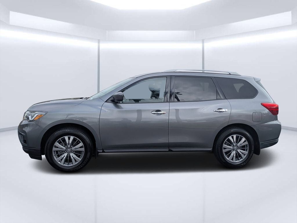 2020 Nissan Pathfinder SV