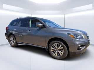 2020 Nissan Pathfinder SV