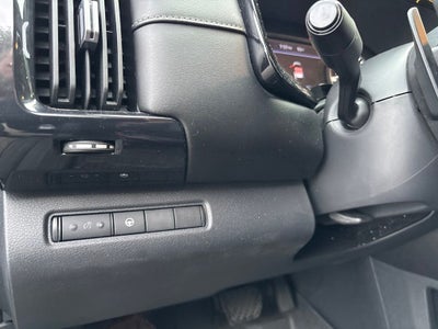 2023 Nissan Pathfinder SV