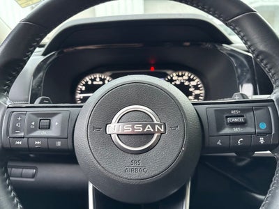 2023 Nissan Pathfinder SV