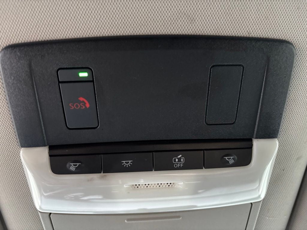 2023 Nissan Pathfinder SV