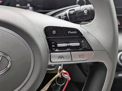 2023 Hyundai Elantra SE