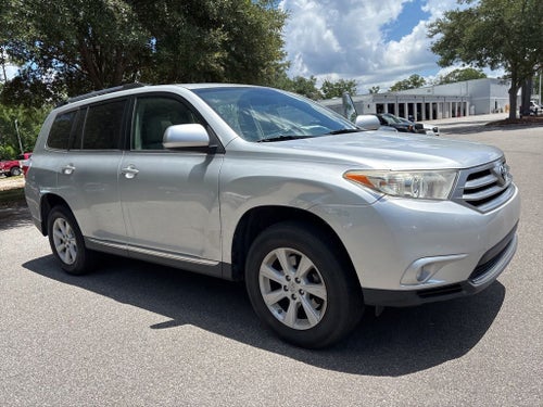 2013 Toyota Highlander SE