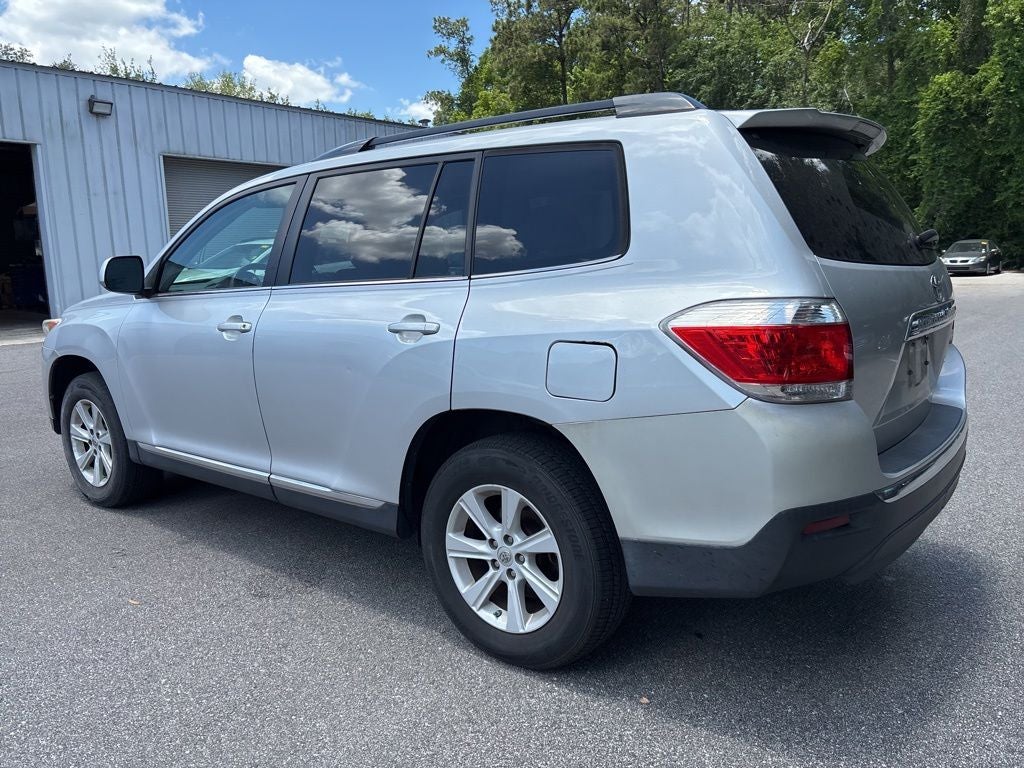 2013 Toyota Highlander SE