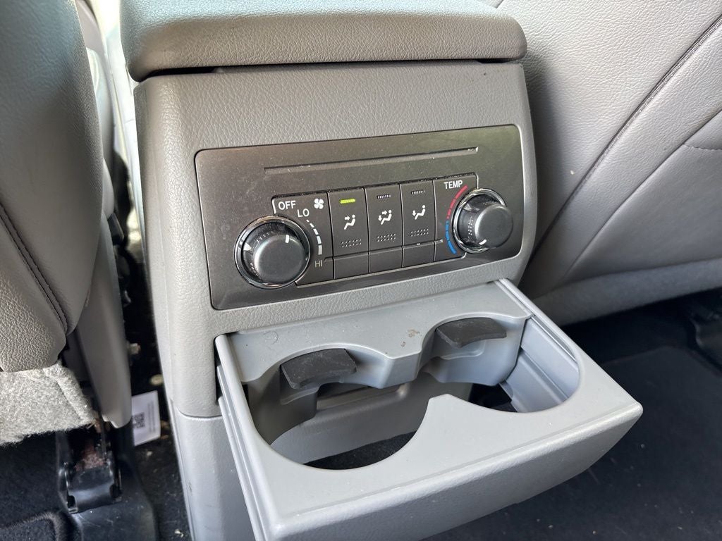 2013 Toyota Highlander SE